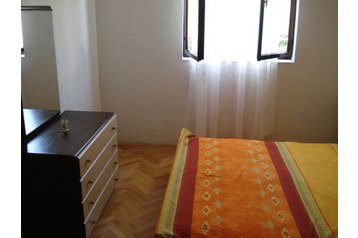 Сімейний пансіонат Slatine 5